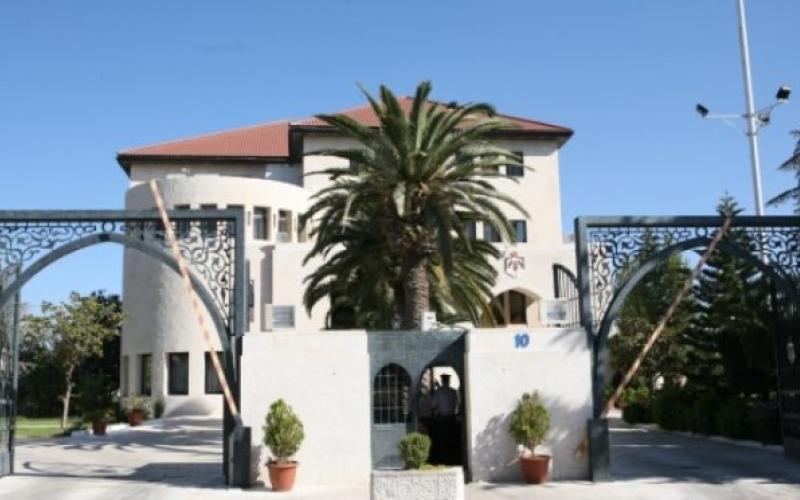 تعليق الدوام في جميع الوزارات والدوائر الرسمية