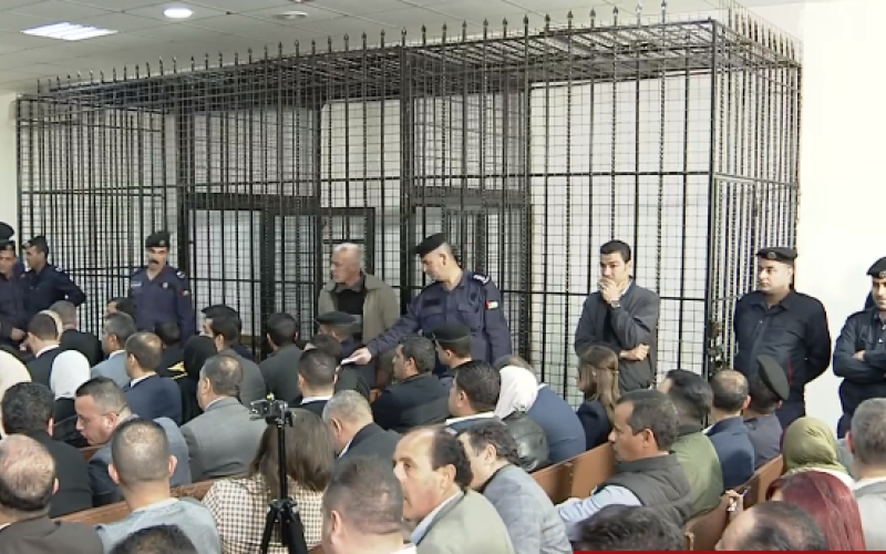 رفع جلسة محاكمة الدخان لمدة ساعة