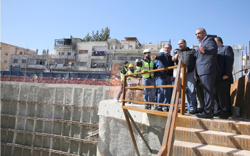 امين عمان يدعو لرفع وتيرة العمل في الباص السريع