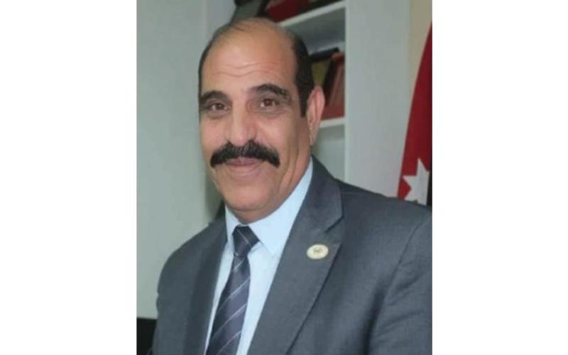 عليان العدوان رئيسًا لاتحاد الكتاب والأدباء للمرة الرابعة بالتزكية