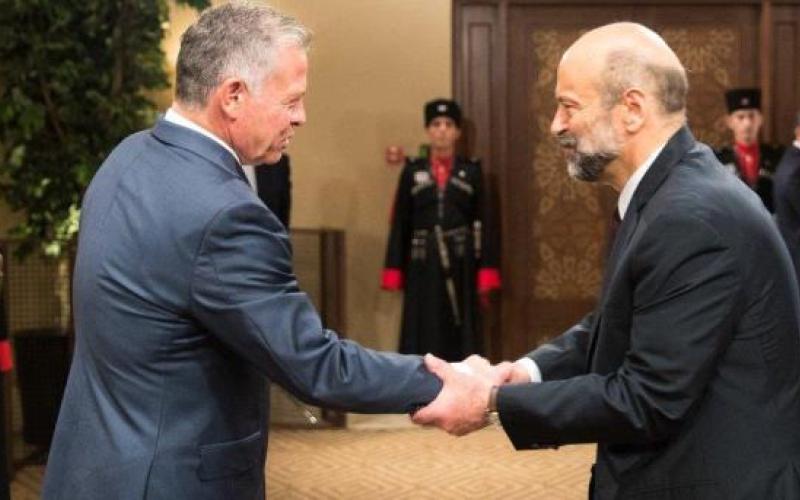 السير الذاتية للوزراء الجدد (أسماء)