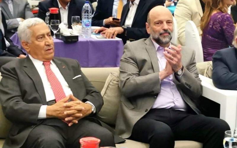 الرزاز: نؤكد على إيمان الحكومة بتمكين الصحافة والإعلام بالرقابة على أداء الحكومة