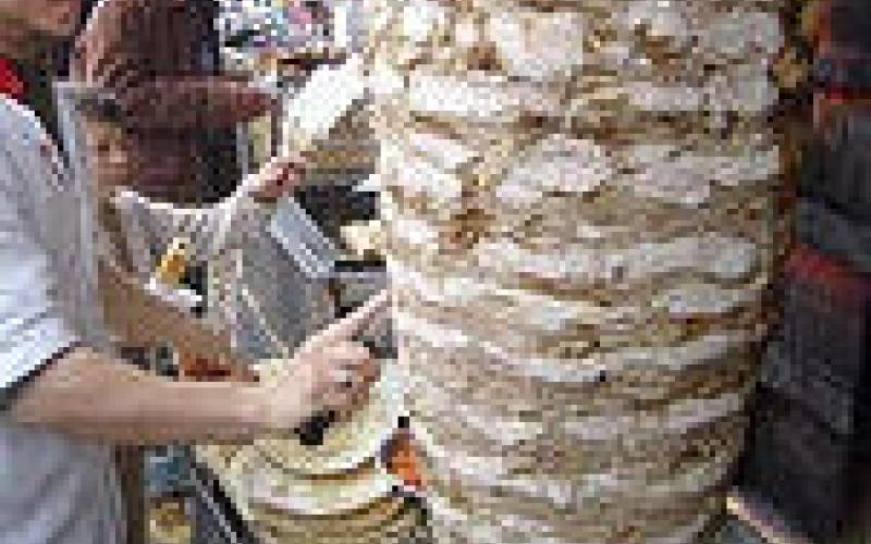 شاورما الدجاج ستعود ...ولكن بشروط