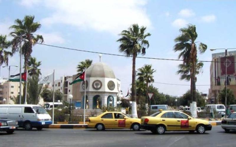 اعتداء على محلات ألبسة في اربد