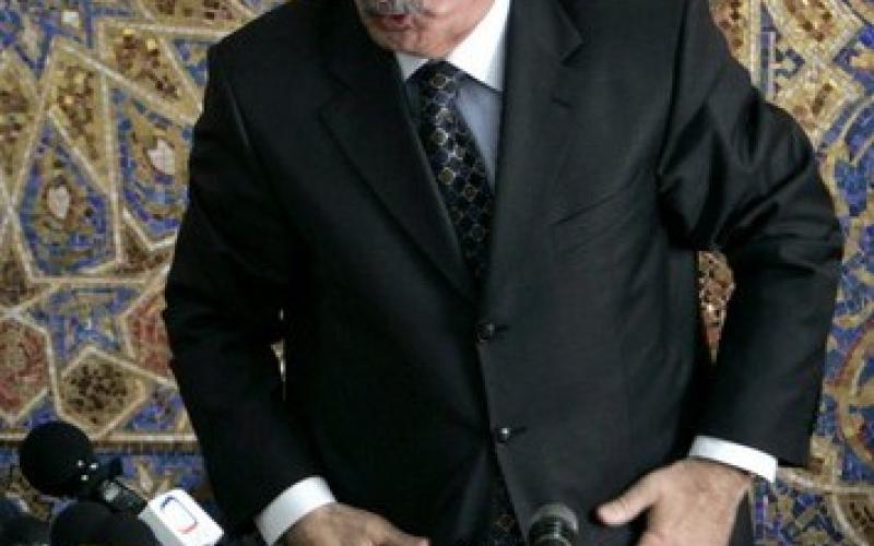 الذهبي ينفي إساءة مسؤول للقرآن الكريم