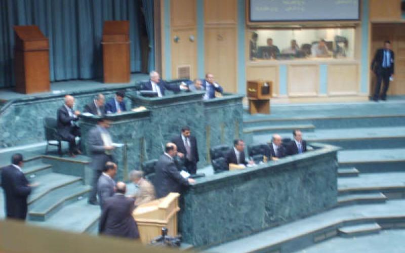 النواب يُعاقبون على جلسة غزة والسعد: علمت من مكتب وزير بإرجاء جلسة الغد