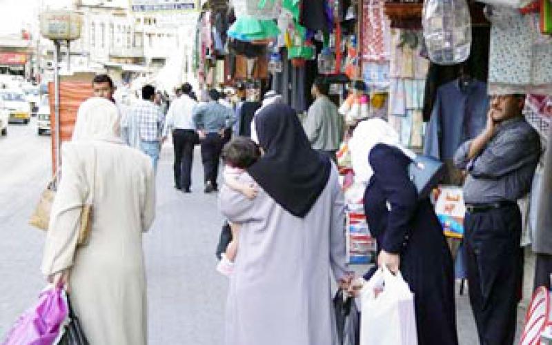 "أحداث غزة" تجمّد الحركة في قطاع الألبسة