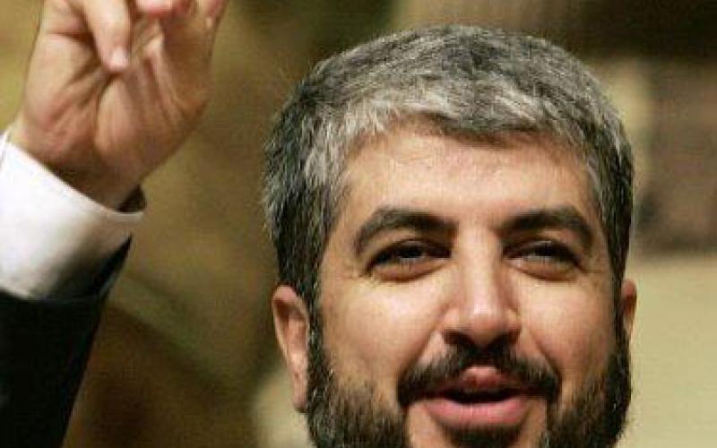 المئات يشيعون جثمان والد مشعل