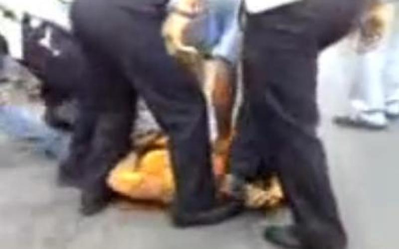 الوطني لحقوق الإنسان يطالب بالتحقيق في اعتداء رجال سير على مواطن بالفيديو