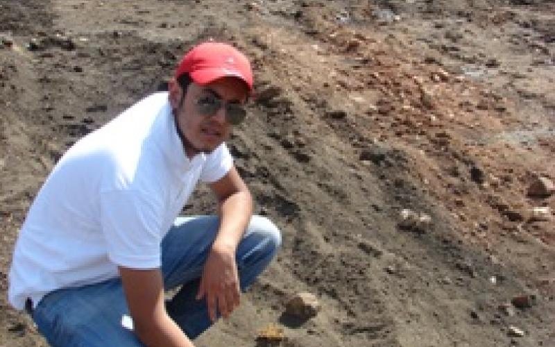 بالفيديو والصور...عمان نت تزور ارض رميمين الحارقة وتكشف حجم التهويل الاعلامي للحادثة