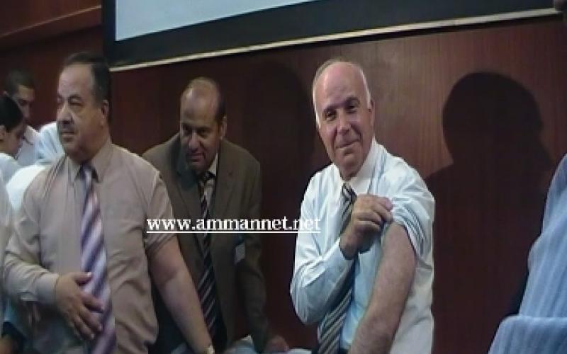فيديو وصور...انطلاق حملة التطعيم ضد أنفلونزا الخنازير