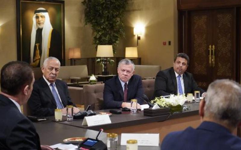 ارشيفية من لقاء الملك مع نقابات مهنية