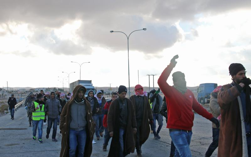 من مسيرة المتعطلين من أبناء العقبة