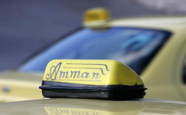 الأمانة تدعو لاعتماد نظام اتصال موحد للتاكسي